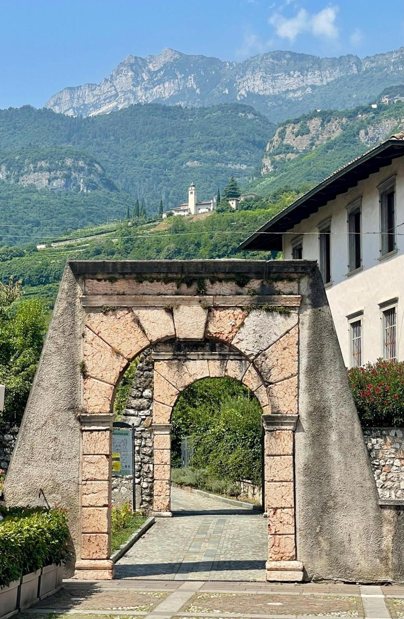 Casetta Alla Fontana Villa Lagarina Esterno foto